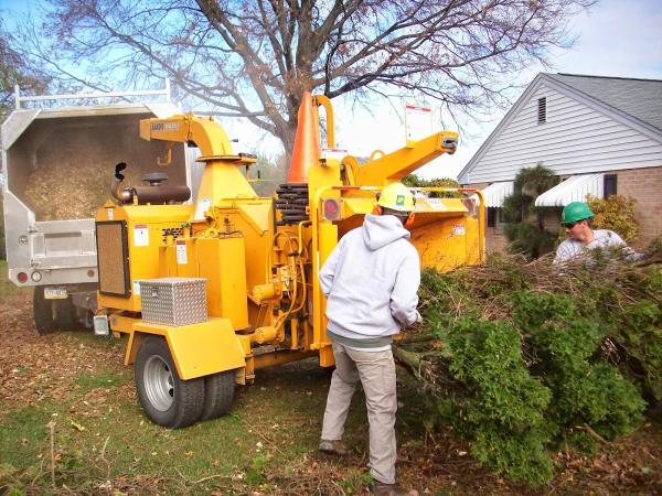 Tomlinson Bomberger Lawn Care & Landscape