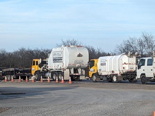 Bee Clean Disposal Trash Service