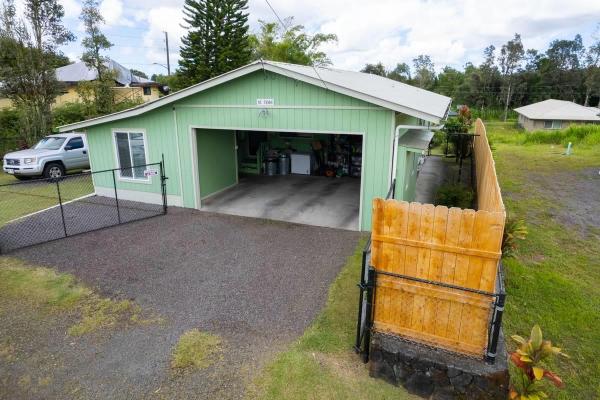 Natasha K Tomas (Realtor Hawaii Island)