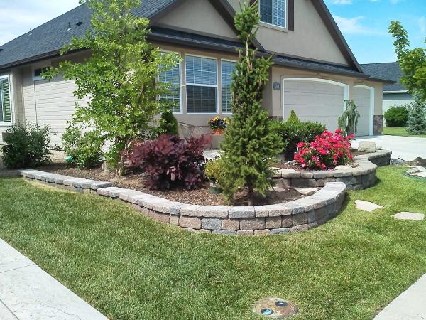 Diamond Lawns