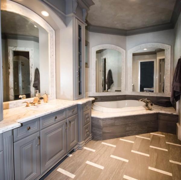 La Maison Tile & Remodeling