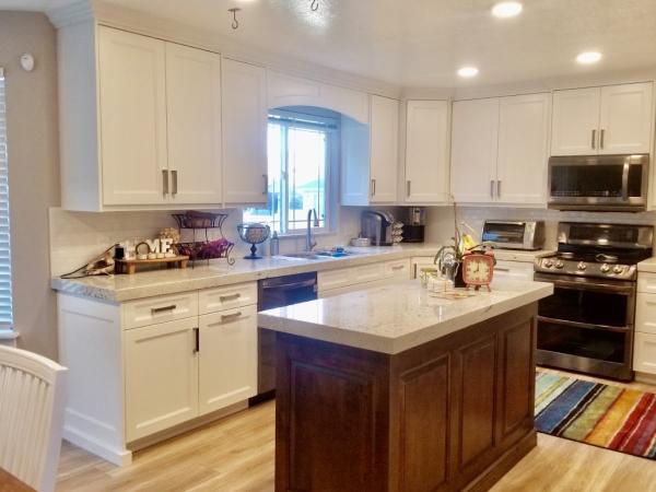 Oakridge Cabinet and Design