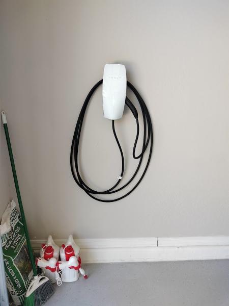 Livewire Electrician LLC