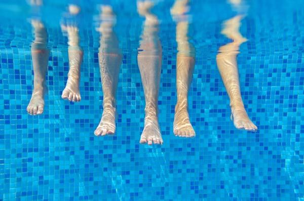 Elk Grove Swimming Pool Services