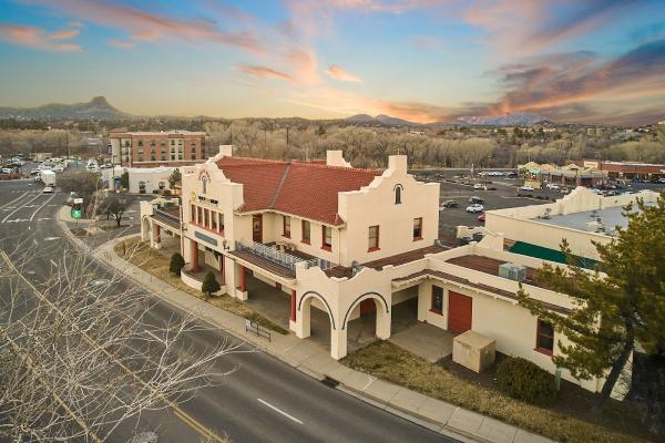 Realty ONE Group Mountain Desert