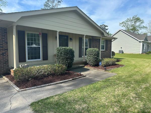Vinedresser Lawn and Landscape Maintenance