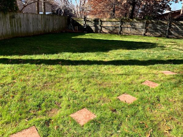 McKnight Lawn Service LLC