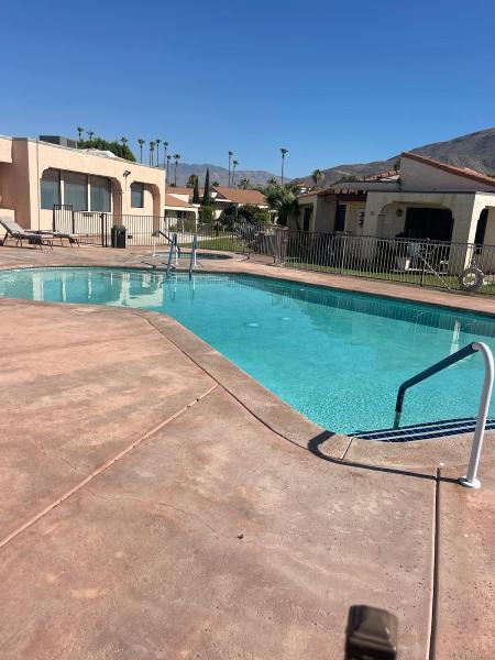 Gabbes Pool Service
