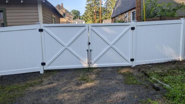 Fence Menders