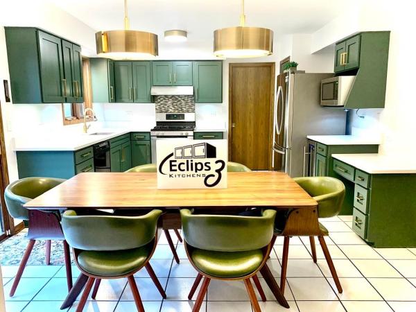Eclips3 Kitchens LLC