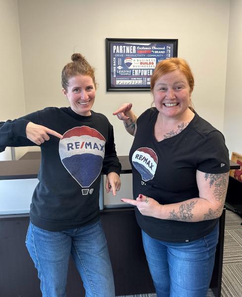 Brittany Allen l Realtor With the Serviss Group at Re/Max Elite