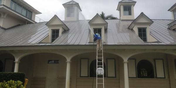 Clean Space Pressure Washing