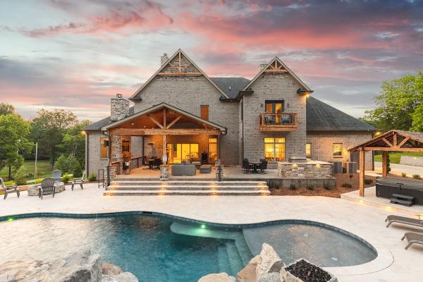 BLS Outdoor Living and Hardscapes