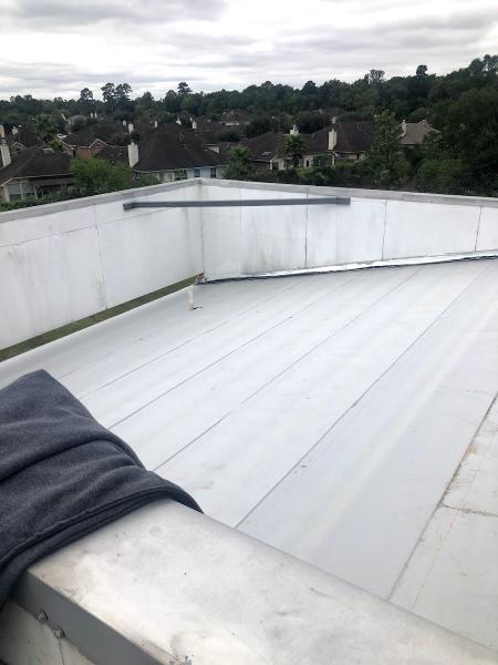 Hellenic Roofing & Construction