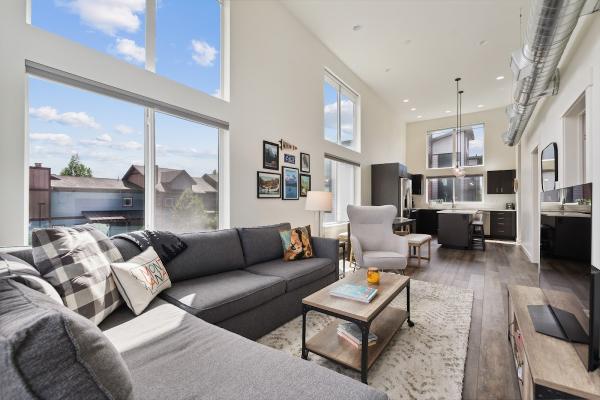 Lindsay Smith Realtor