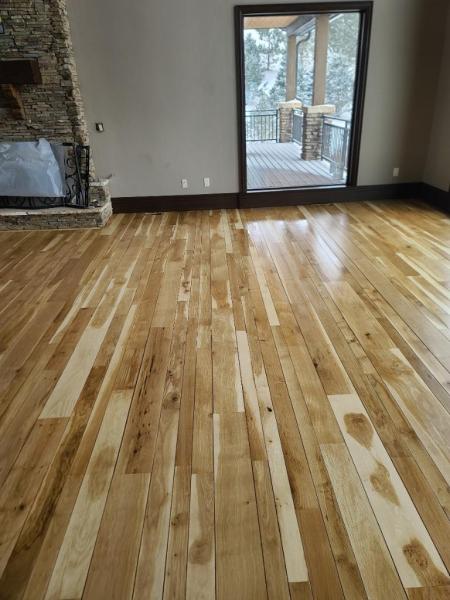 E&B Hardwood Floors