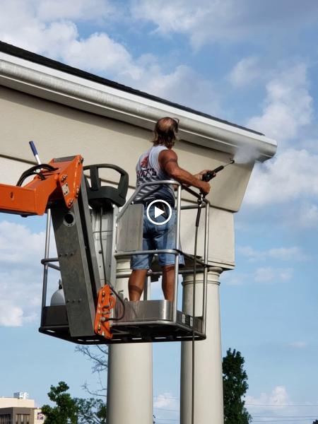 Chief's Pressure Washing