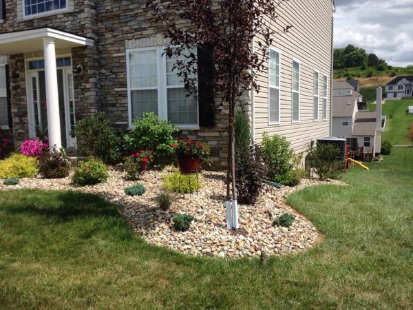 Greenblades Lawn & Landscape