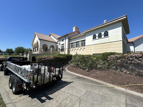 Kelly's Pressure Washing LLC