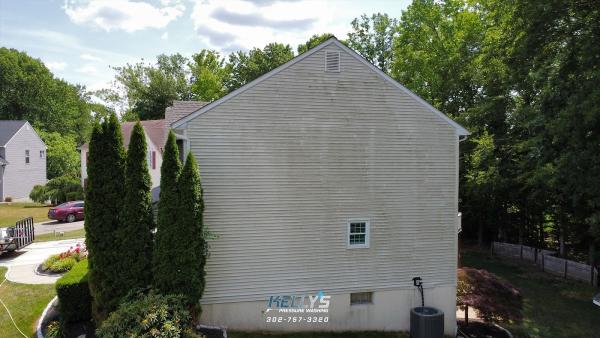 Kelly's Pressure Washing LLC