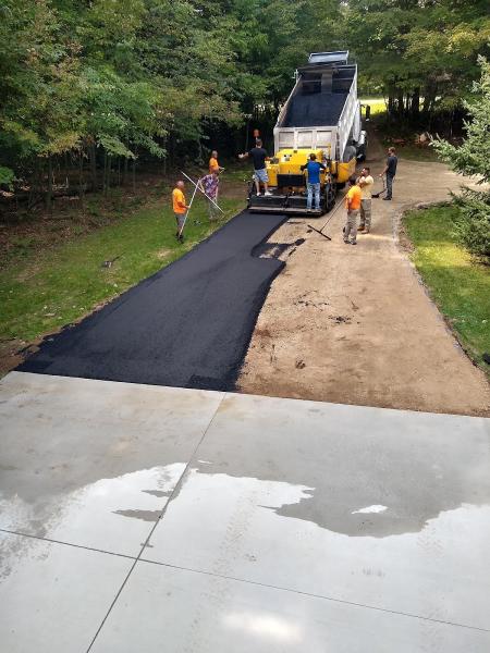 Custom Paving & Sealcoating