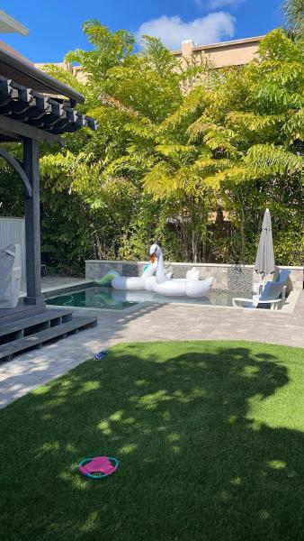 Pools Nextdoor