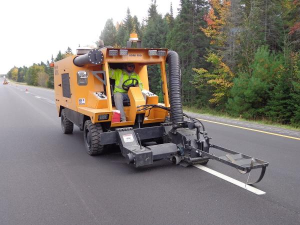 Fine Line Pavement Striping