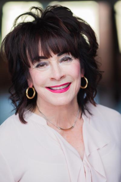 Glenview Realtor Martha May