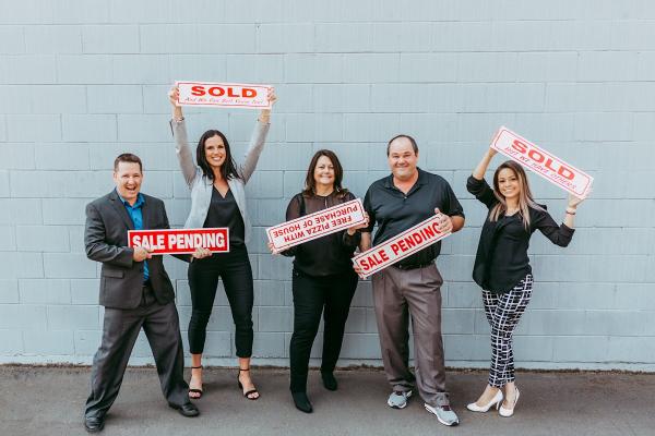 Hanson's Realty and Hanson's Mobile Home Sales