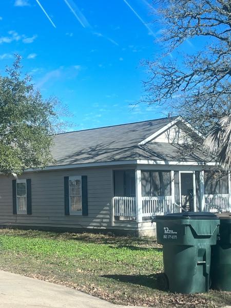 Coach Roofing and Exteriors LLC