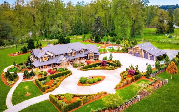 Cascadia Design & Build LLC