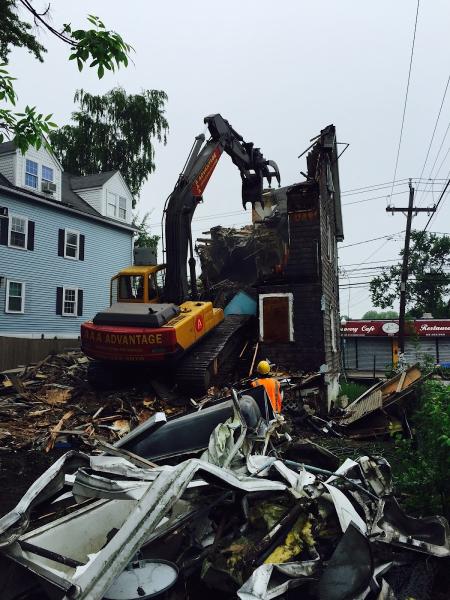 AAA Advantage Carting & Demolition Services
