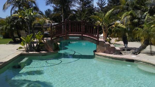 Camarillo Pool Cleaning