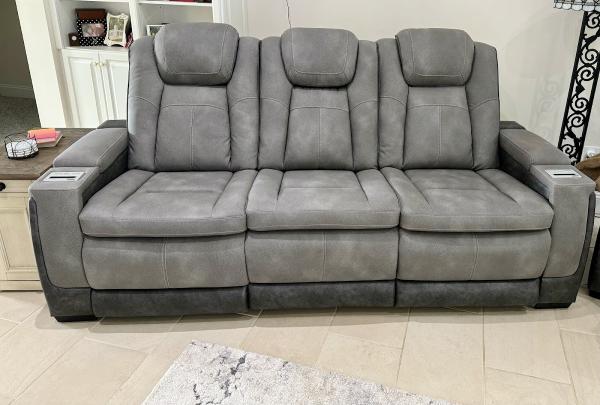 AHM Furniture Service