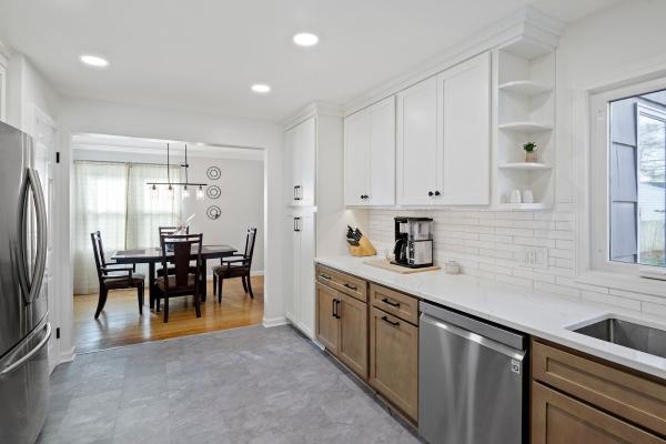 Kitchens by Oaks