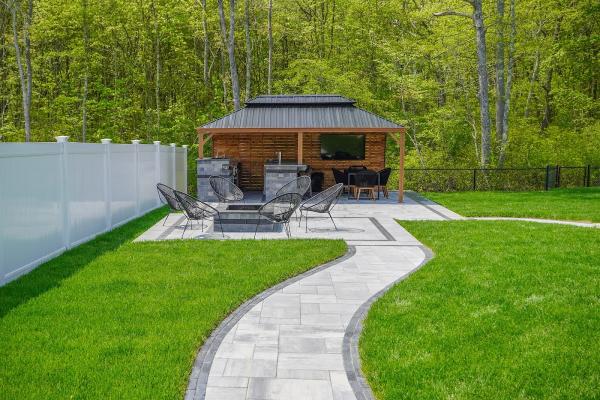 De'angele Landscape & Construction Corp