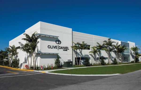 Clive Daniel Home