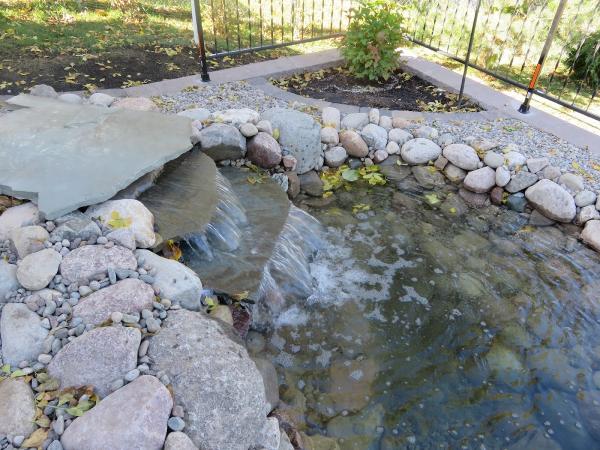 Custom Retaining Walls and Landscaping