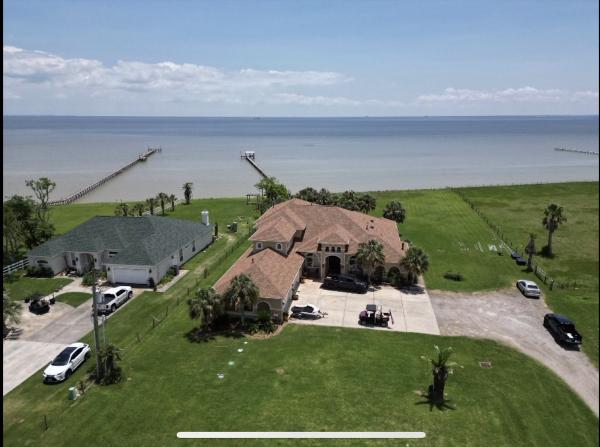 Texas Roofing and Construction Services LLC