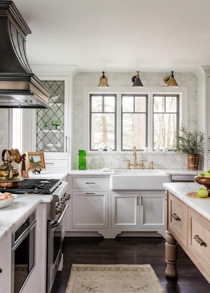 Advanced Custom Cabinets
