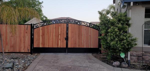 Ornamental Iron Outlet Inc