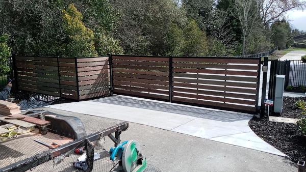 Ornamental Iron Outlet Inc