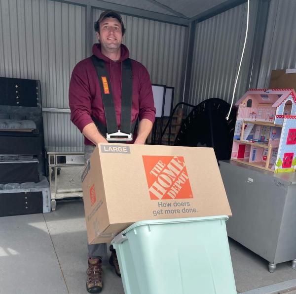 Yeah That Movers