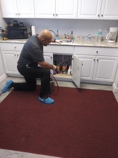 Family Pest Services Inc
