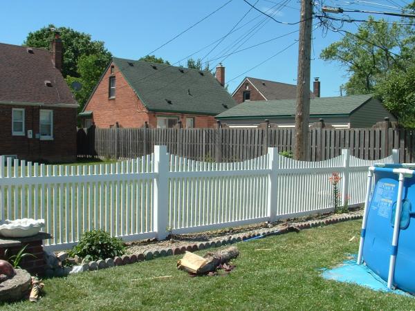 Pro Fence and Deck LLC