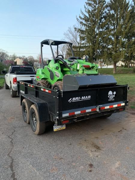 Clean Cut Tree and Lawn