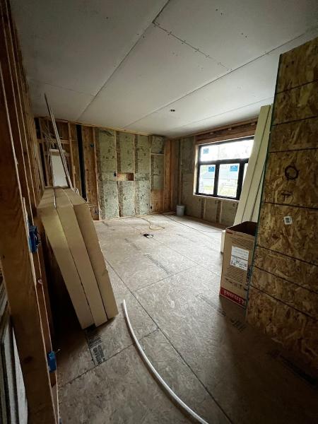 MWH Contracting LLC
