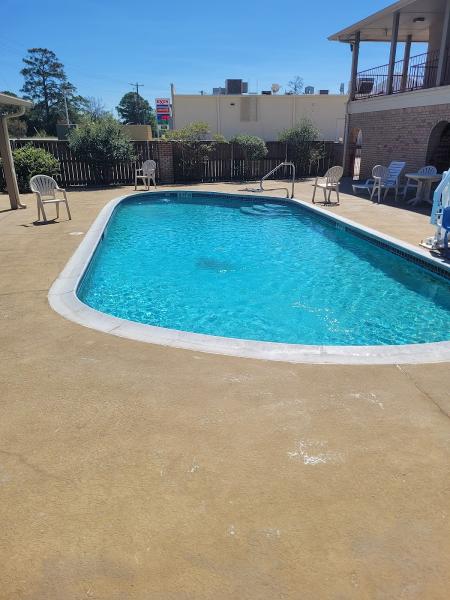 Bullseye Pools and Patios LLC