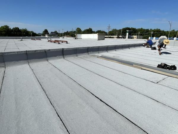 Monty's Roofing & Construction