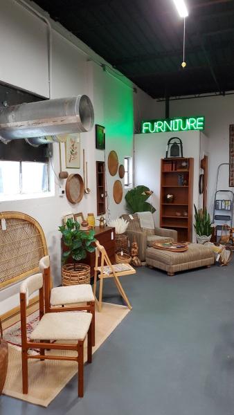 Warehaus